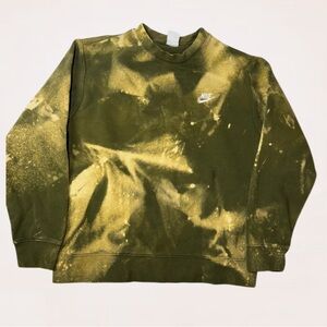 Nike Club Crewneck Sweatshirt Men’s Medium Bleach Tie Dye